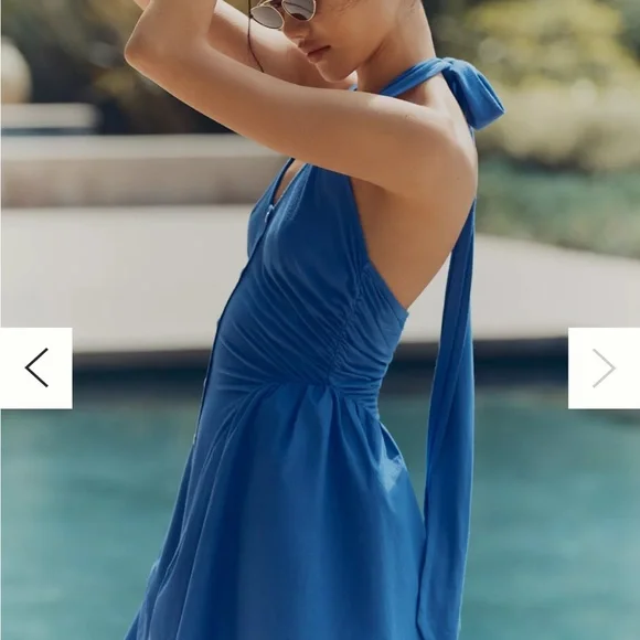 Blue Halter Button-Down Dress
CELANDINE HALTER BUTTON-FRONT MINI DRESS Large - Picture 2 of 4